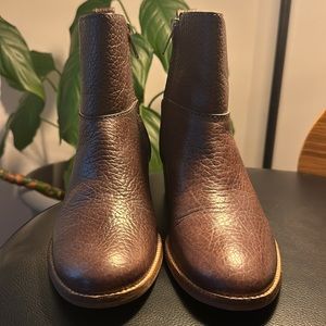 Madewell dark brown leather ankle boot